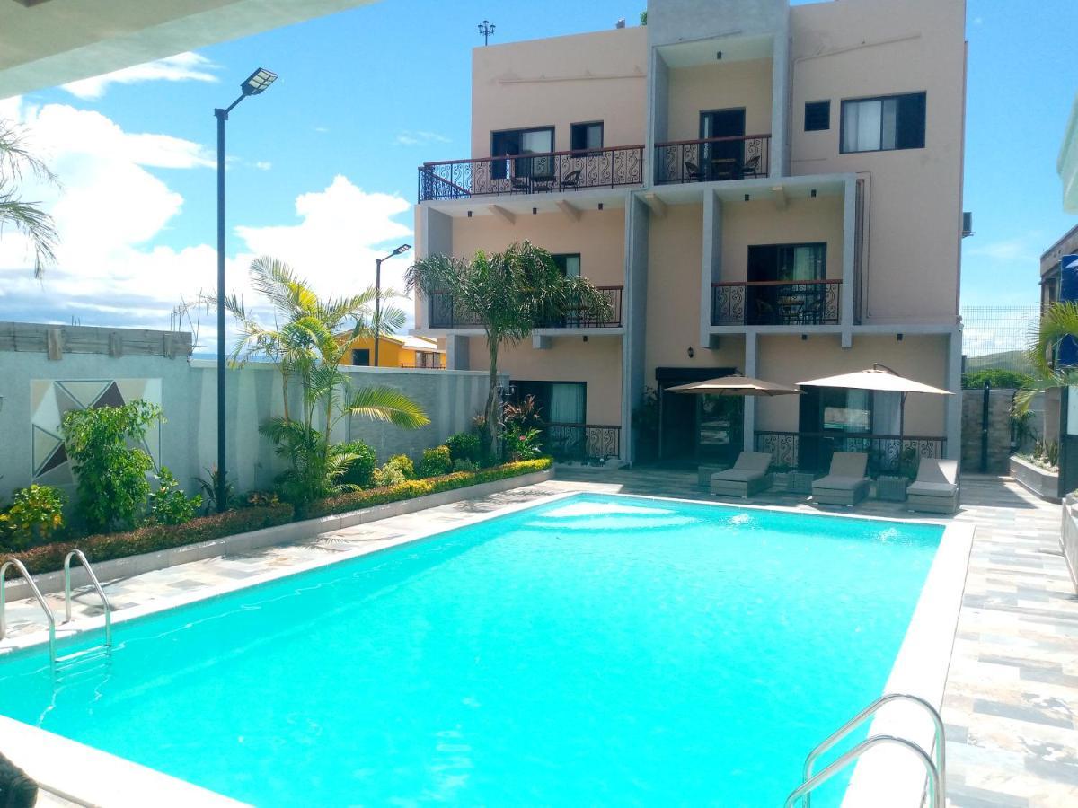 Soa Lia Hotel Miandrivazo Exterior foto